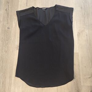 Express Black Short Sleeve Blouse Womens Size Medium
